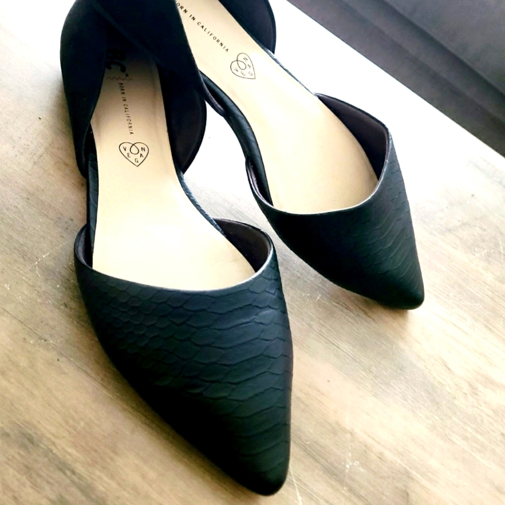 Black flats